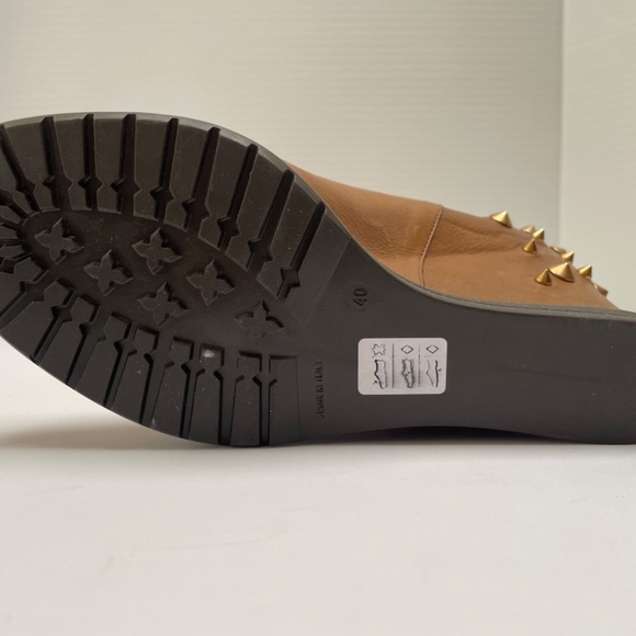 ***NIB***WEDGE BOOTIES WITH GOLD RIVETS (SZ40) - Picture 11 of 15